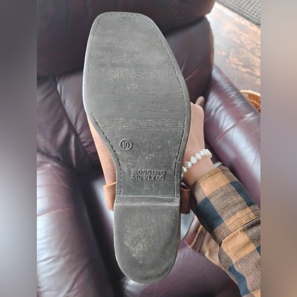 🤠MOSSIMO BROWN LEATHER BOOTS -size 10🤠 - Picture 3 of 8